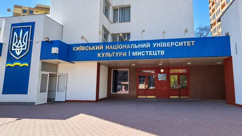 Поліція перевіряє ймовірну експлуатацію студентів у вишах Поплавського