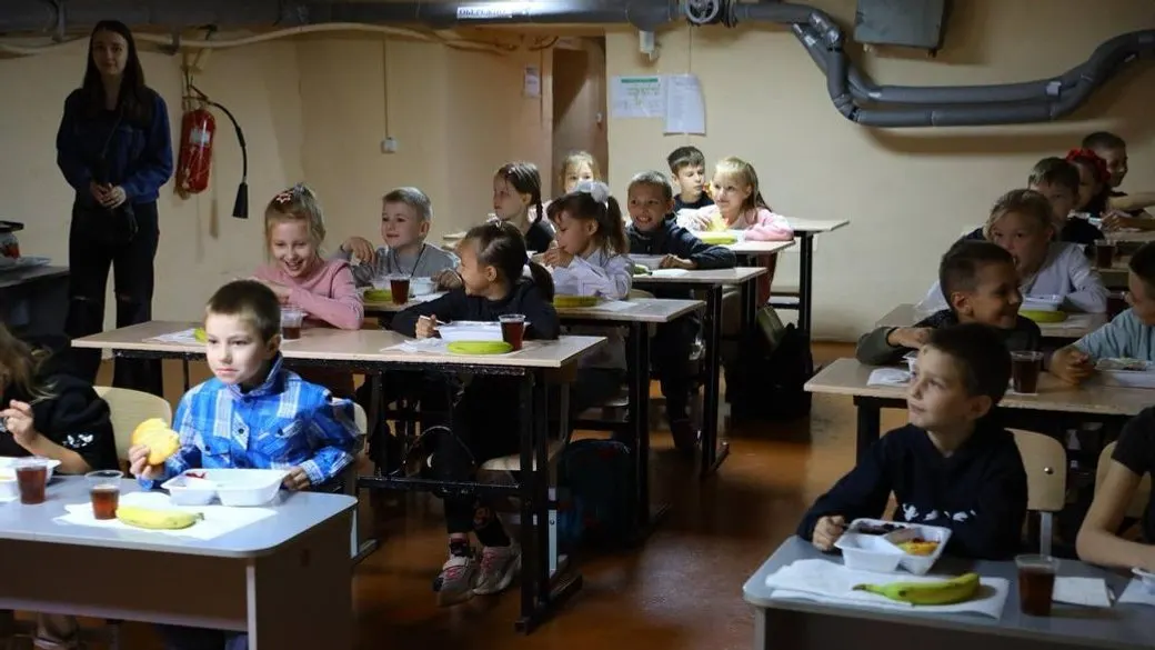 Шкільні обіди у Запоріжжі: як годують дітей і хто впливає на меню