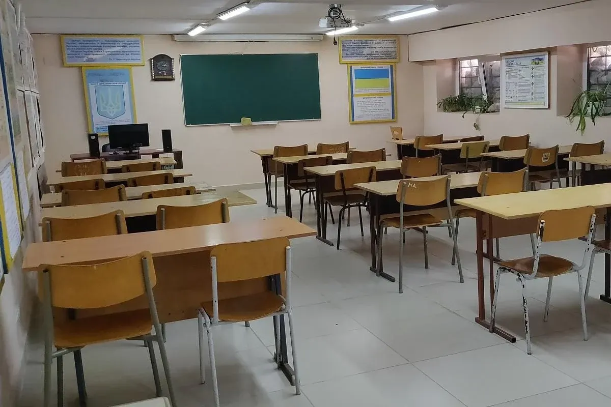 Київські школи готуються до навчання в укриттях та другої зміни