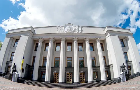 Рада посилює мовні вимоги: штрафи за російські пісні у закладах
