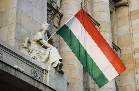 Угорщина знову заблокувала відкриття двох кластерів для України