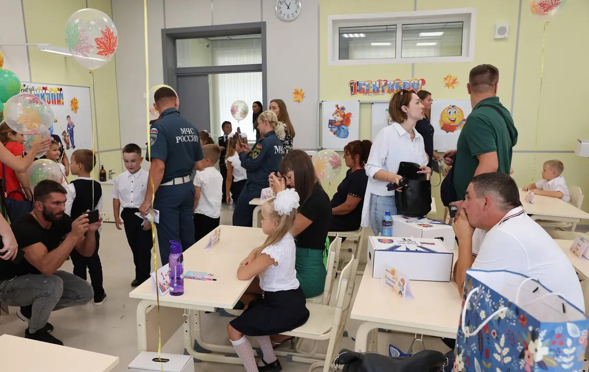 Окупанти планують відкрити 929 шкіл і садків на Донеччині