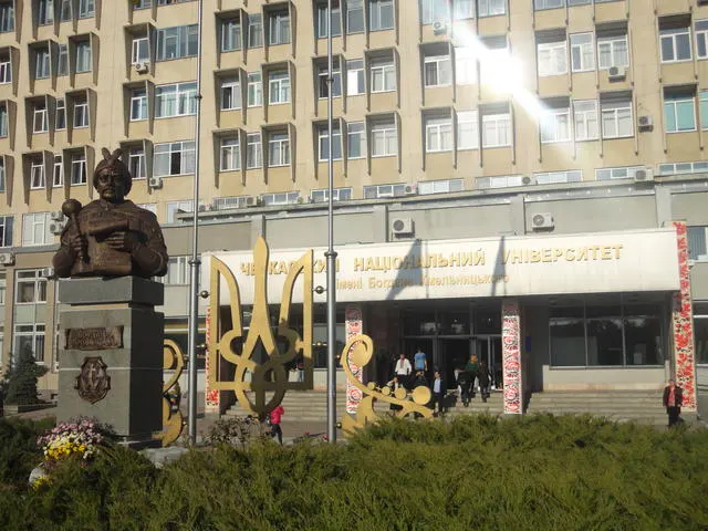 МОН радить університетам ущільнити навчання через можливі блекаути