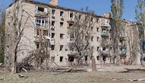 Авіаудар по Краматорську: пошкоджені школа й медзаклад, кількість постраждалих зросла до 27