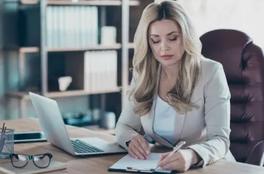 Освітянам підвищать оклади на 50%: новий механізм оплати праці з 1 вересня