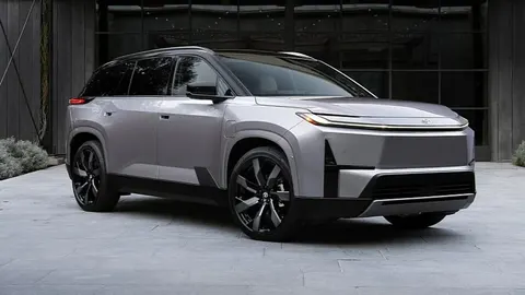 Toyota вдруге перенесла випуск електричного Highlander: прем'єра зсунулася на 20