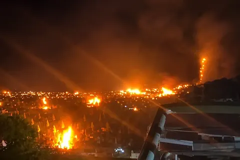 Сочі під ударом: у районі порту спалахнула пожежа після атаки дронів