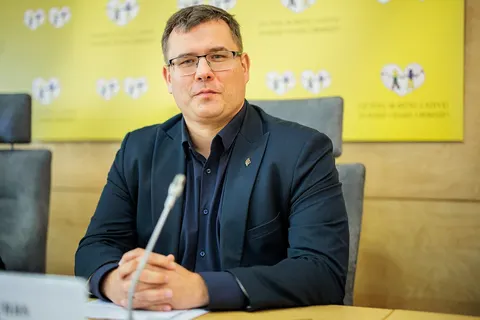 У Литві пропонують до 2030 року перевести школи з російської на литовську мову