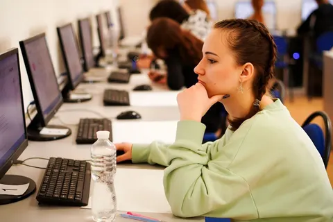 Майже 15% вступників не подолали поріг НМТ: головні цифри
