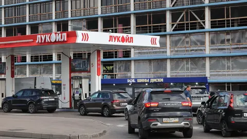 Росія знову поринула в паливну кризу: бензин зникає з АЗС у 10 регіонах