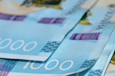 Уряд виділив 57,4 млрд грн громадам на підвищення зарплат вчителів на 20%