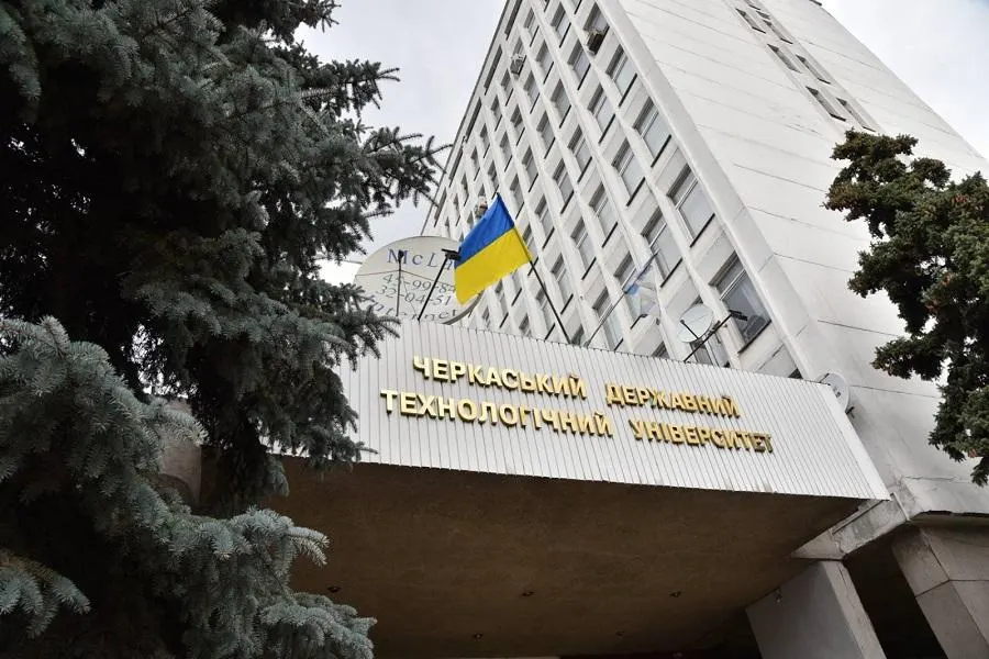 ЧДТУ співпрацюватиме з центром досконалості ЄС у Братиславі