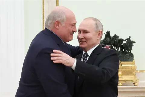 ГУР: частина ретрансляторів у Білорусі, які ведуть російські дрони, знову працює
