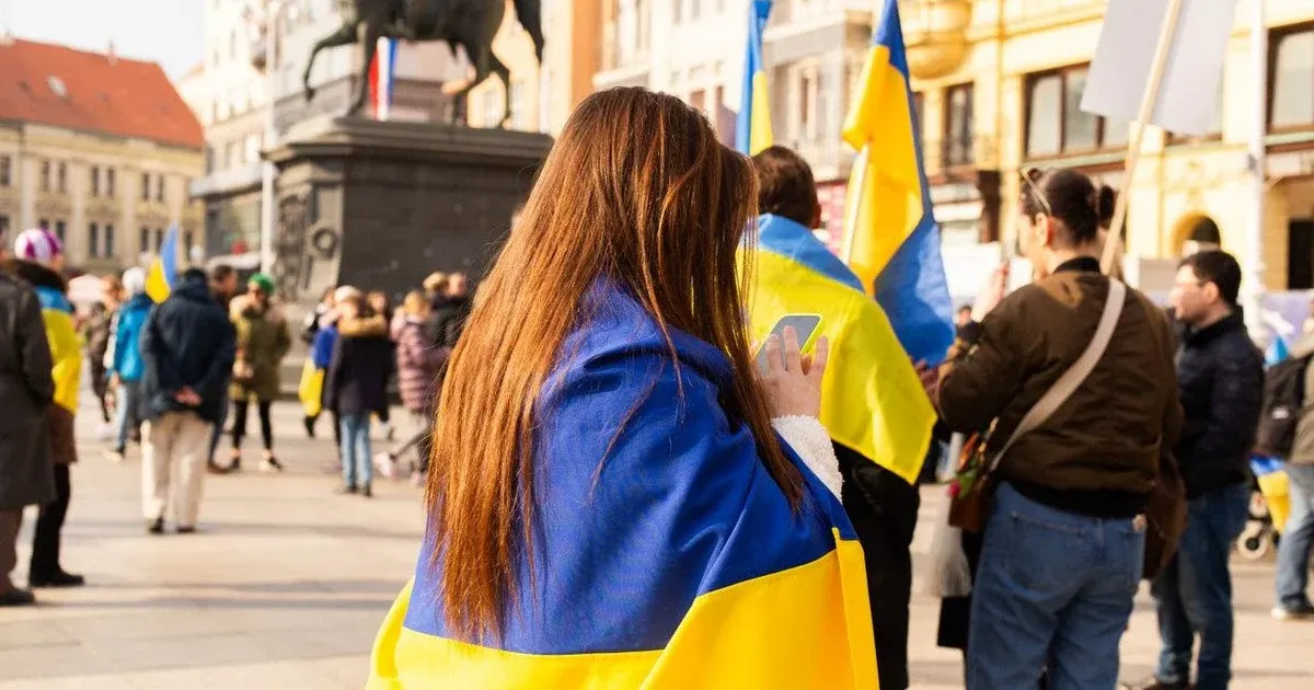 З 1 вересня: подвійні стипендії, підвищені зарплати вчителям та нові гранти