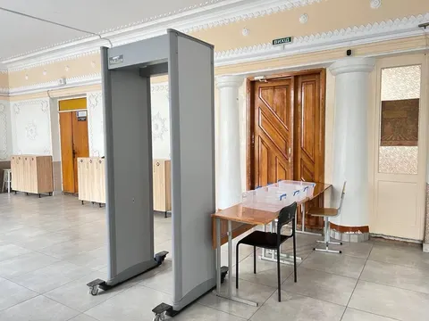 На Волині шість шкіл отримають металодетектори цьогоріч