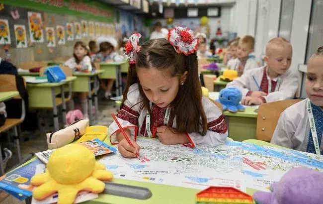 «Пакунок школяра» у «Дії»: заявки на 5000 грн знову відкриті