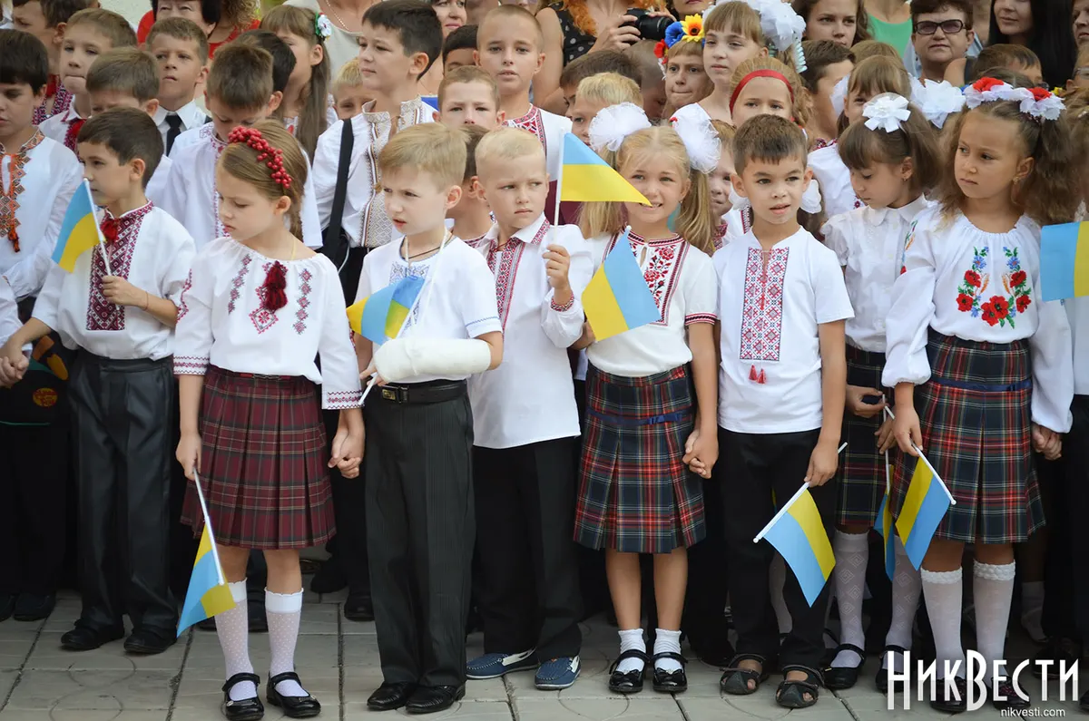 Освітня омбудсманка закликає школи відмовитися від лінійок 1 вересня