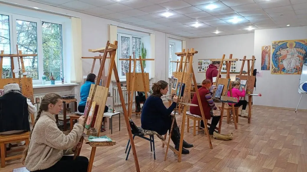 Хмельницький іконопис: як школа «Нікош» майже 30 років навчає мистецтву