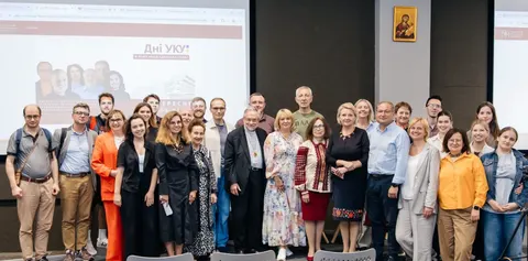 Спадкоємність традицій: науковці та депутати обговорили відновлення українських
