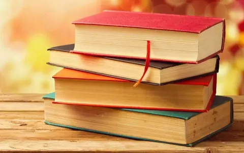 Черкащанка закликає замість квітів приносити книги на 1 вересня