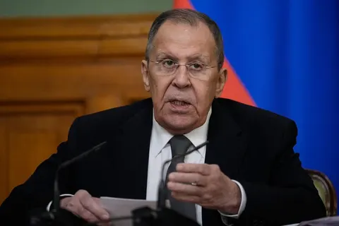 Лавров: війну в Україні треба завершити заради боротьби з "нацизмом"