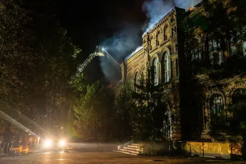 Російський дрон зруйнував 120-річний корпус Запорізького національного університ