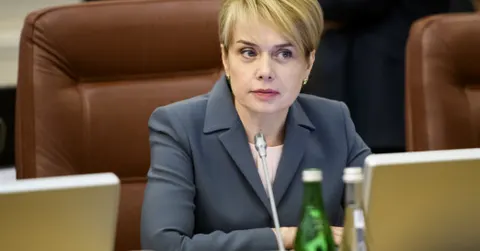 МОН хоче скасувати монополію обласних інститутів підвищення кваліфікації вчителів