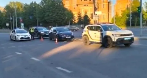 У Луцьку на Соборності знову збили двох підлітків на переході