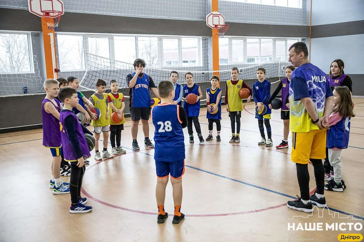 Сонячні панелі у спортшколах Дніпра: як забезпечують тренування під час відключень