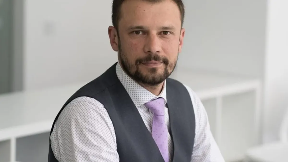 Влада децентралізує зберігання підручників після втрати 1,2 млн примірників
