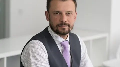 Влада децентралізує зберігання підручників після втрати 1,2 млн примірників