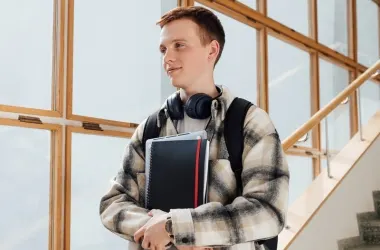 Вступ до коледжів: завершено основний етап для дев'ятикласників