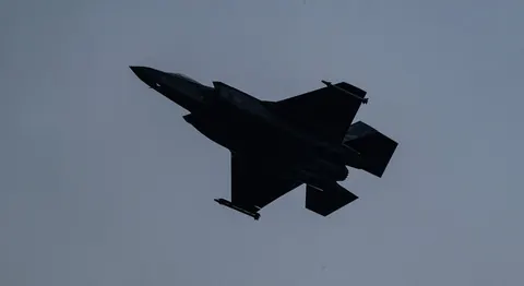 Румунія піднімала F-16 через дрони поблизу кордону з Україною