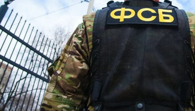 Окупанти викрали колишню вчительку історії на Херсонщині: подробиці