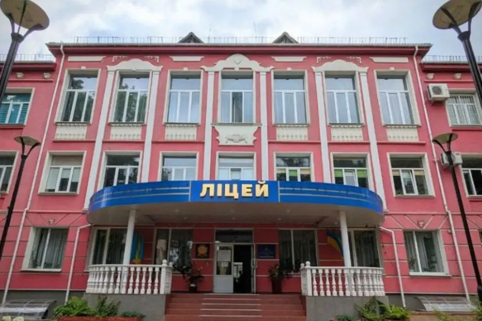 Три ліцеї Рівного потрапили до топ-200 шкіл України за результатами НМТ-2026