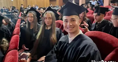 МОН радить вишам вчитися по суботах і подовжити рік