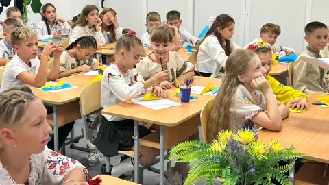 Учні київських шкіл з 1 вересня їздитимуть у транспорті безкоштовно