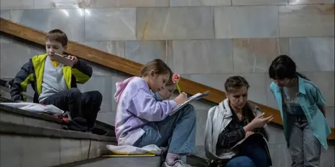 PISA-2025: українські школярі тримають рівень, світ падає