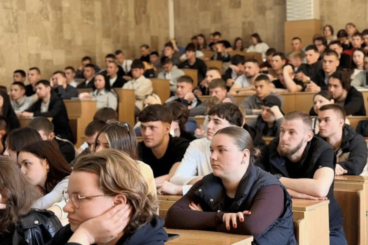 Міносвіти: університети мають наперед визначити правила навчання під час тривог і відключень