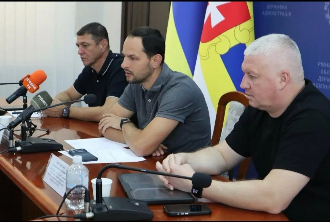 Понад 6 тисяч родин Рівненщини отримали кошти на першокласників