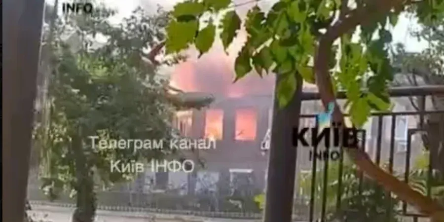Росіяни вдарили шахедами по київському університету під час занять: 160 студентів в укритті