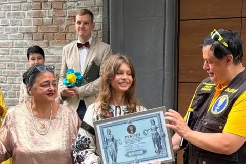 Киянка у 15 років склала іспит із французької на рівень C2