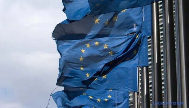 ЄС знову відклав продовження санкцій проти РФ: ключове засідання призначили на ранок