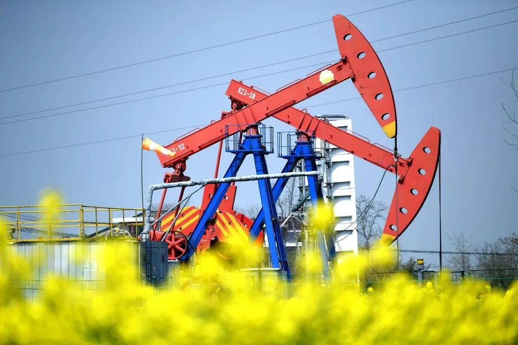 Нафта знову понад 90 доларів: що штовхає ціни вгору