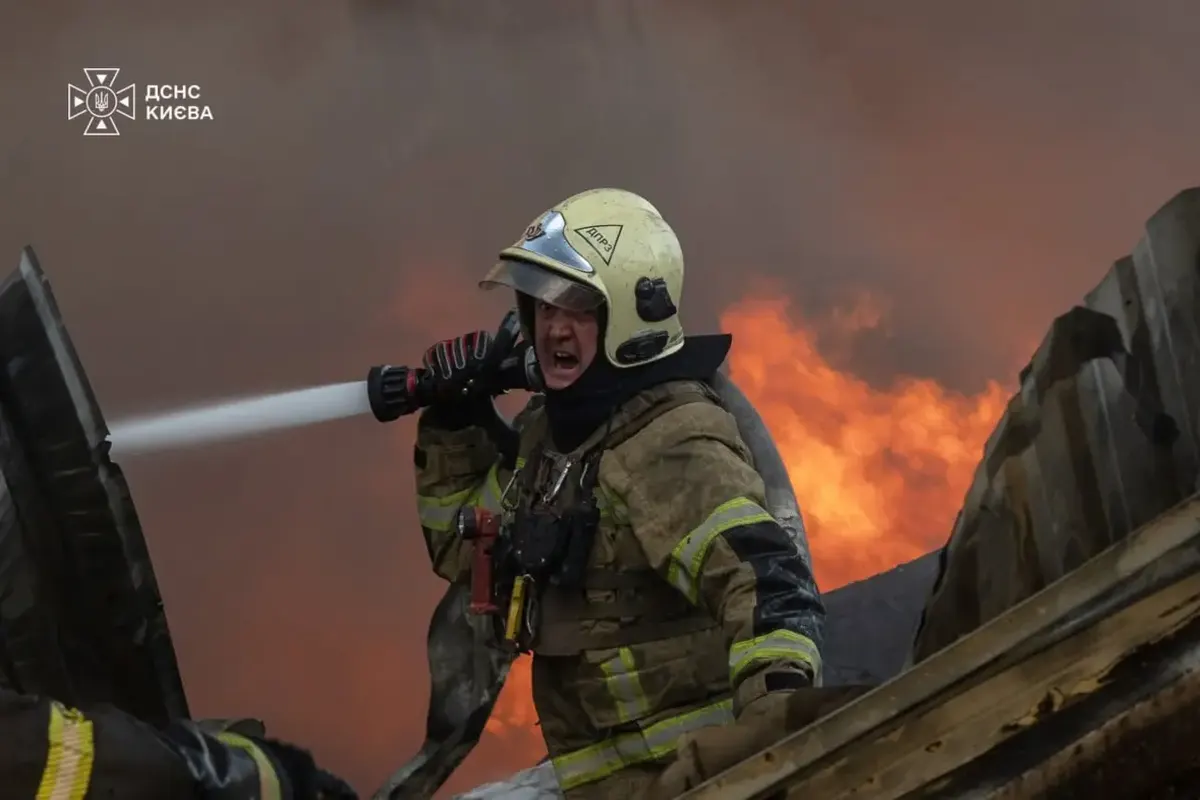За тиждень російські удари пошкодили 25 шкіл і 15 лікарень — МВС