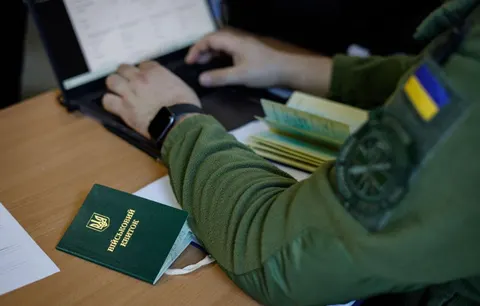 Суд зобов'язав Кабмін узгодити постанову №932 із законом про військовий обов'язо