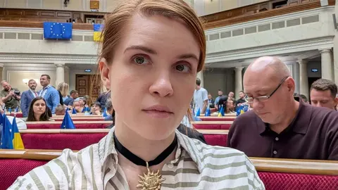 Безугла повернулася до фракції «Слуга народу» задля створення ТСК