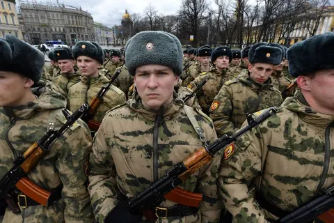Кремль вербує студентів з окупованих територій через «спеціальні контракти»
