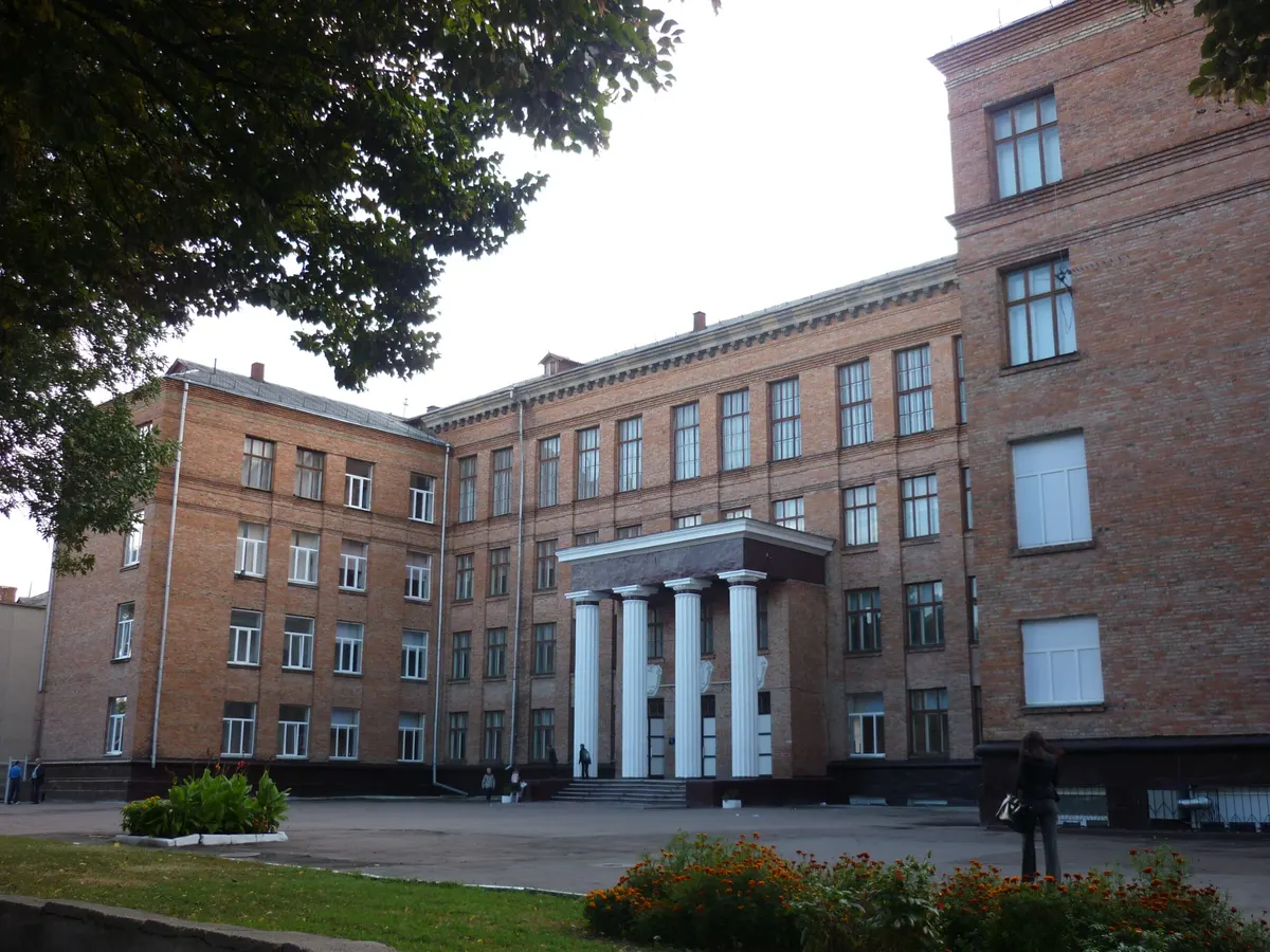 У чотирьох школах Черкас тестують кар'єрних радників: з 2027 року — для всіх