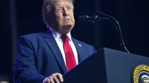 США повертаються до економічного тиску на Іран: нова стратегія Трампа